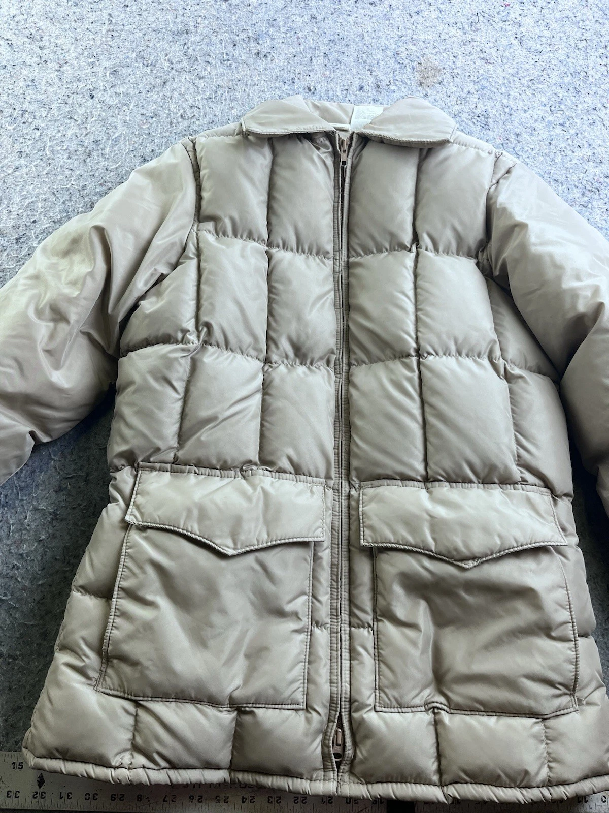 Vintage Walls Blizzard-Pruf Down Puffer Jacket Mens 44 USA Tan Taupe Coat
