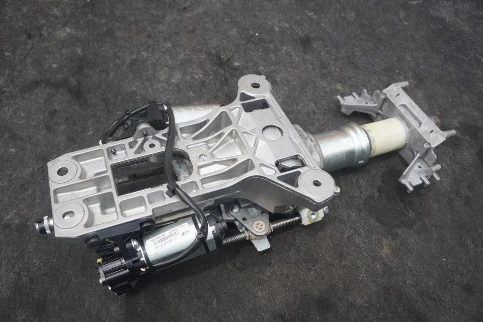 Conjunto de columna de dirección 32306787926 OEM BMW 760Li F01 F02 2010 Foto 3 de 4