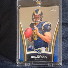Refractor Topps Chrome 2010 Sam Bradford Rookie #TMB-1 St. Louis Rams NFL Card. rookie card picture