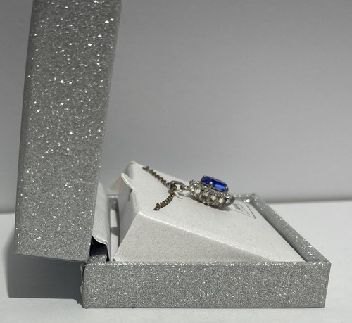 Silver Sparkle Shine sz7 Ring, Earrings & Necklace made with Swarovski Elements - Picture 17 of 20
