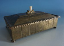 Rarit&auml;t WMF Art Deco Deckeldose Dose Messing mit Holz expressiv um 1910(F23-1434