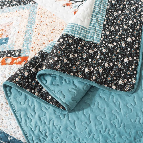 Charming Floral Twin Quilt Set - Garden-Inspired Bedding for Year-Round Comfort - Picture 7 of 10