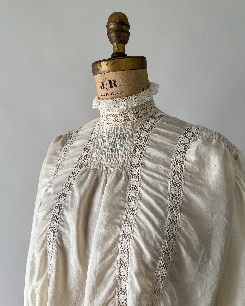 Antique Edwardian 1900s Cream Ecru Silk Lace High Neck Blouse
