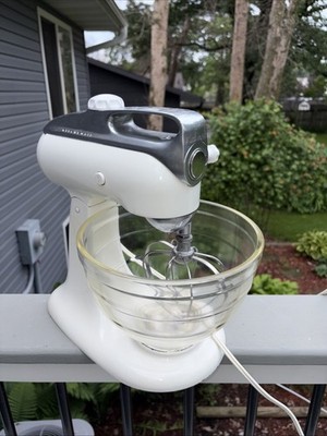 Vintage KitchenAid Stand Mixer White Model 4-C 10 Speed Glass Bowl USA Made Work