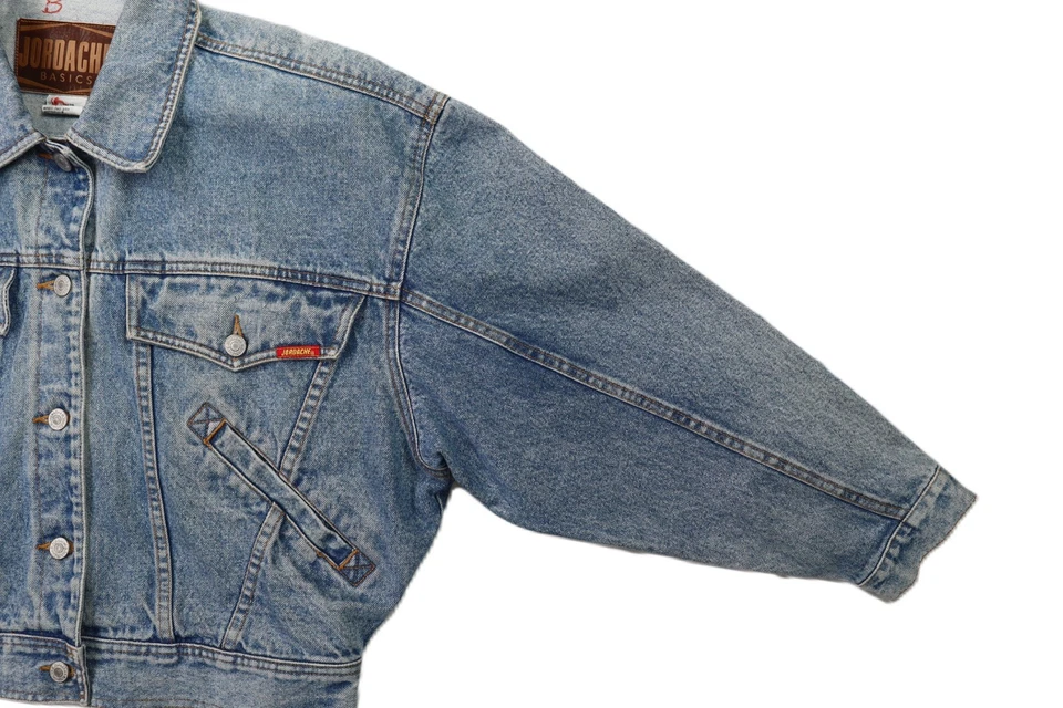 Chaqueta de bombardero de algodón de mezclilla grande para mujer Jordache Basics de colección azul Foto 4 de 4