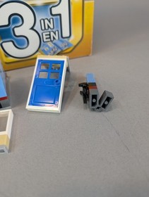 Retired and Complete Set: 3 in 1 LEGO CREATOR: Bike Shop & Cafe (31026)