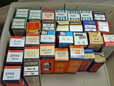 Konvolut 30 NOS Röhren ECC83 EL84 ECL86 ECL82 ECC88 EZ81 EL86 ECH81 EC92 ECC40