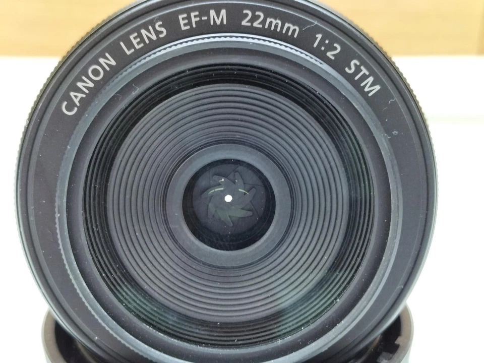 Canon EF-M 22mm F2 STM Pancake Lens for EOS M Camera Japan - Image 3 of 4
