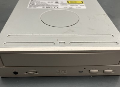 LG CRD-8400B IDE CD-ROM Drive/0002229P - Beige