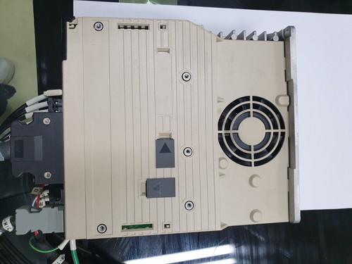 YASKAWA SGDV-5R5A01A SERVOPACK - Bild 5 von 6