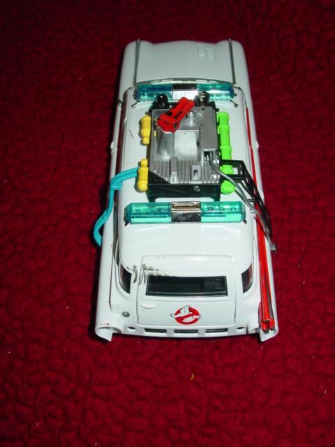 Jada 1/24 Scale 99731 - Ecto 1 Ghostbusters Cadillac Ambulance - White