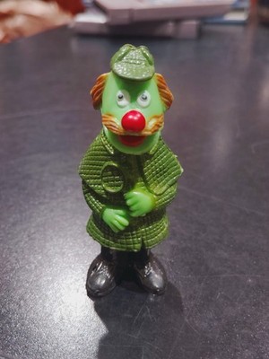 Sherlock Hemlock Pvc Figure Sesame Street Detective Muppet Miniature Questor
