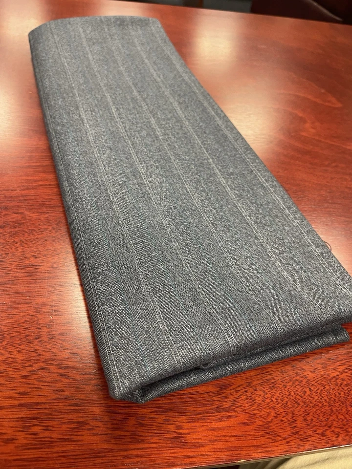 Tela de traje de mezcla de lana Mid Century NOS 2 yardas azul gris a rayas años 40-60 Foto 2 de 3