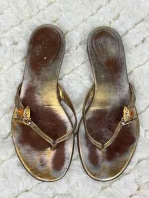 GUCCI Gold Leather Bumblebee Thong Sandal Size 7 1/2