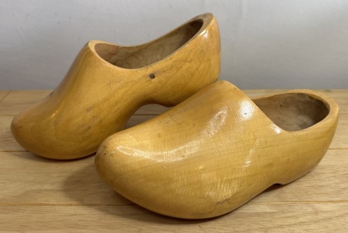 Handmade Solid Wooden Clogs Pointed Toe Plain Dutch Shoes 23 cm’s Inside Size