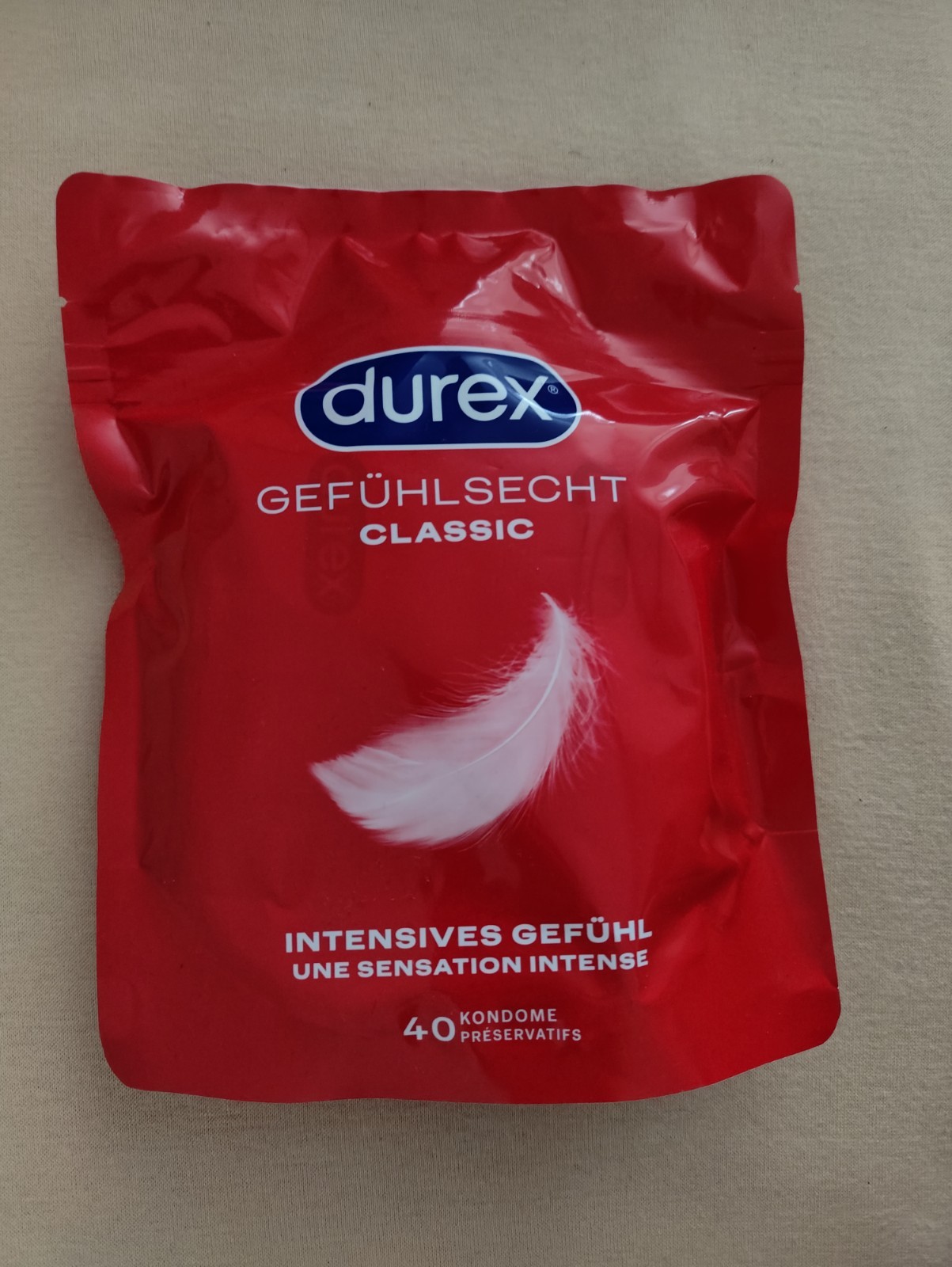 Durex Gefühlsecht Classic Kondome 40 Stück – NEU & OVP Durex Gefühlsecht Classic Kondome 40 Stück – NEU & OVP