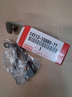 NEW Genuine Toyota 14113-10880-71 Forklift Drive Motor Brush 141131088071