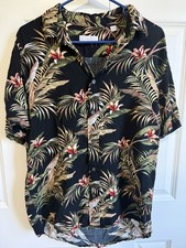 Beautiful Men  s Medium Island Shirt