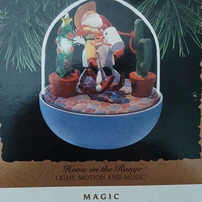 Hallmark Magic Keepsake Santa Claus Ornament Lighted Musical Motion Christmas