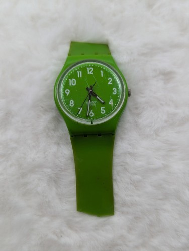 Lot 2 Swatch Watches Color The Sky, GS124 -- Swatch Green Lemon - Picture 2 of 16