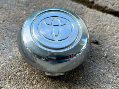TOYOTA PRIUS OEM WHEEL CENTER CAP CHROME FINISH 2222 PP0