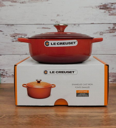 Forno Sauteuseuse Le Creuset Signature in ghisa 3,5 quarti, Cerise *NUOVO* - Foto 2 di 15