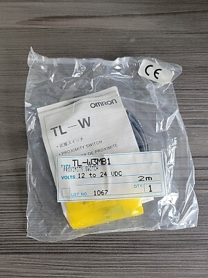 Omron TL-W3MB1 Induktiver Näherungssensor PNP NO 12..24VDC 2 m Kabel 