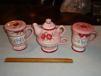 Beautiful Barnes And Noble Cafe And Floral Design Tea For Two Set