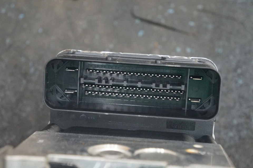 Módulo de bomba ABS de freno antibloqueo 34517846159 OEM Bmw M5 F10 2012-16 M6 2012-19 Foto 4 de 4