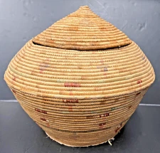 Vintage Basket Inuit Yupik Eskimo Northwest Alaska Tribe Indian 12 in. Dia.