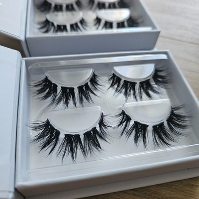 Winkclique Stella Cat Eye Starburst Lashes 2 Boxes 4 Pairs Total Under Lashes B