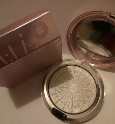 Mac Let It Glow Frosted Firework Extra Dimension Skinfinish 8g Ltd Edition BNIB - Picture 4 of 7