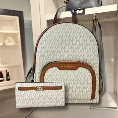 Michael Kors Jaycee Large Zip Pocket Backpack Vanilla + Snap  display picture 1