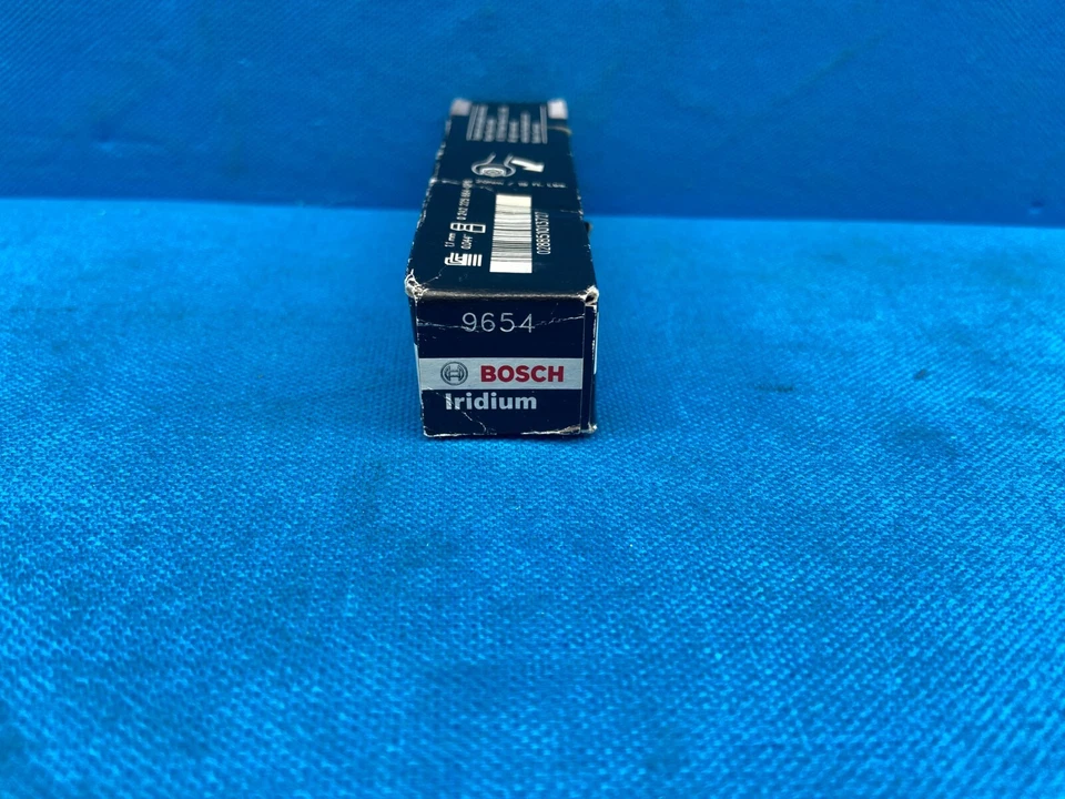 批量 4 件 博世 9654 火花塞 适用于 2003 - 2005 道奇 Neon L4-2.4L — 第 2/3 张图片