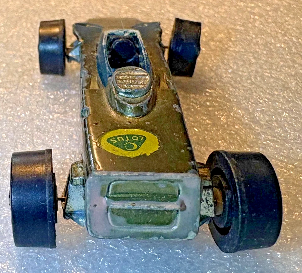 1969 Hot Wheels Redline Lotus Turbine Hong Kong Green - Image 4 of 4