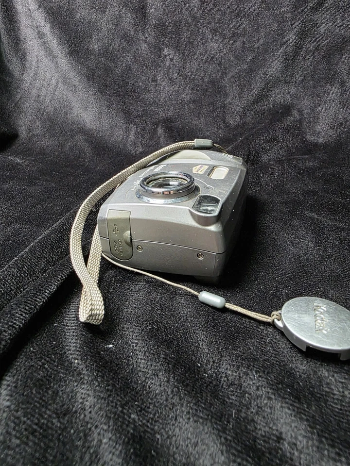 Kodak EasyShare CX4310 3.2MP Digital Camera Silver - Image 4 of 4