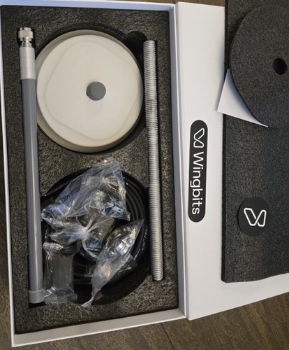 Wingbits WB200 ABS-D Flight Tracking Station