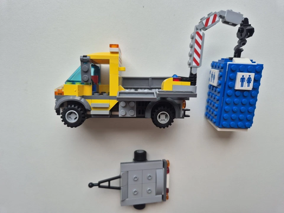 LEGO City 60073 Service Truck, foto 1 di 5