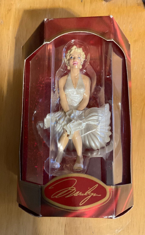 1998 Marilyn Monroe 10th Anniversary Heirloom Ornament Christmas Carlton AGC NEW