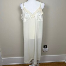Vanity Fair Vintage Slip Women's 42L Cream New with Tags Made in USA