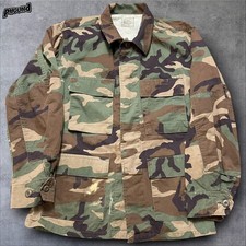 Vintage US Army BDU Jacket Mens Small X-Short Woodland Camo Combat Coat 90s