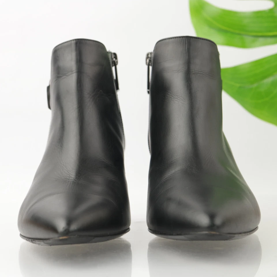 Bota Aquatalia Selina para mujer talla 9 negra punta tacón de gatito botín eslabón de cadena Foto 3 de 4