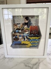 Collage de fotos de medios mixtos 3D "Fishmonger", de Debra Schaffer RARO