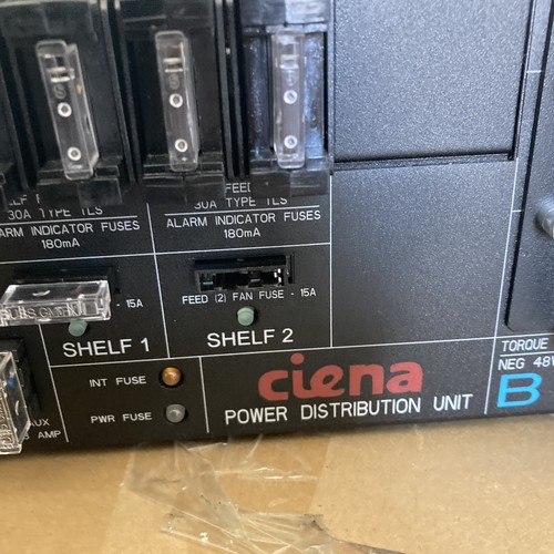 New Ciena (1110-1000-032) Power Distribution Unit & Alarm Terminal - Afbeelding 2 van 14