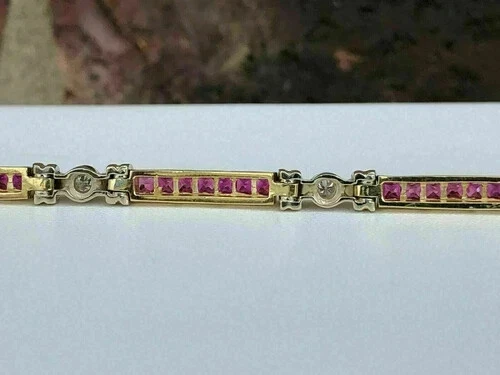 Brazalete Tenis 10CT Corte Princesa Simulado Rojo Rubí/Diamante Oro Amarillo 14K Sobre Foto 4 de 4