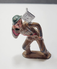 ANTIQUE BARCLAY MANOIL LEAD CAST TOY ARMY COMMUNICATION SOLDIER
