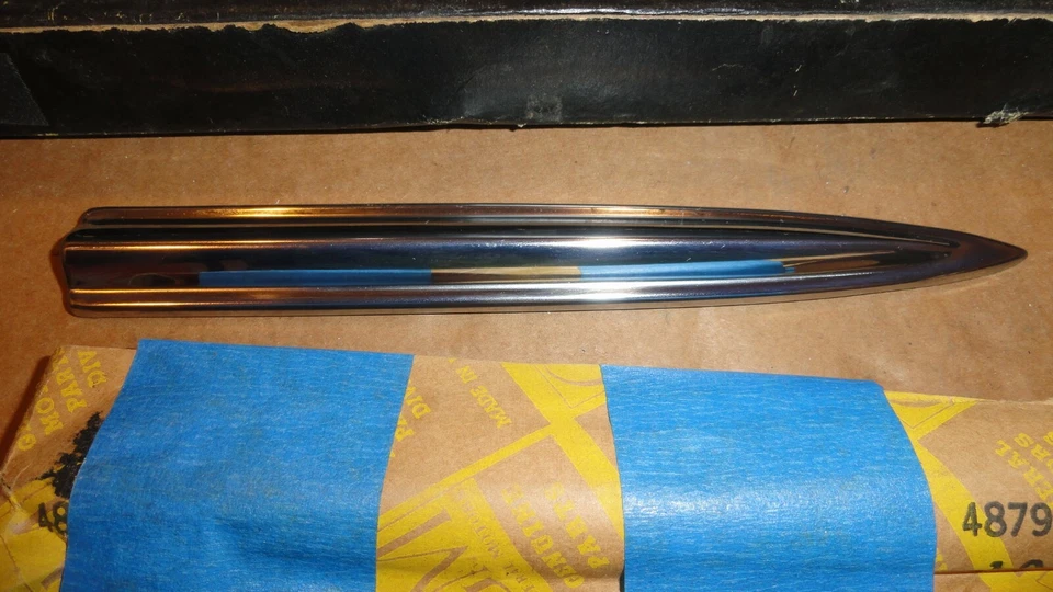 Nuevo de Lote Antiguo 1963 Moldura de Puerta F85 Paquete GM Foto 2 de 4