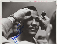 JOSE TORRES AUTOGRAPHED TYPE ONE PRESS BOXING PHOTO 
