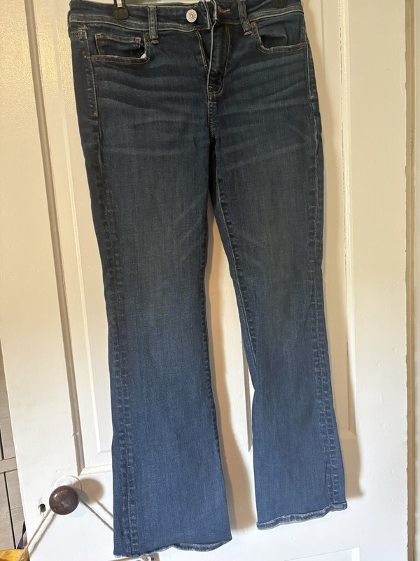 American Eagle Outfitters Women's Blue Stretch Bootcut Jeans 5-Pocket Size 8
