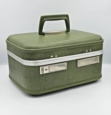 Vintage Avocado Green Cosmetic Train Case ChooChoo Case Retro Mid-Century Modern